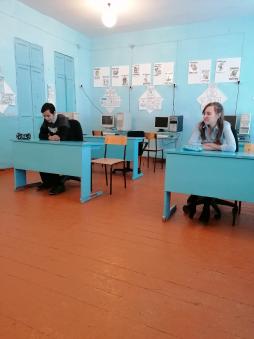 Для качественной организации учебного процесса МКОУ Новосилишинская школа имеет компьютерный класс, оборудованный 4 компьютерами, имеющими выход в интернет